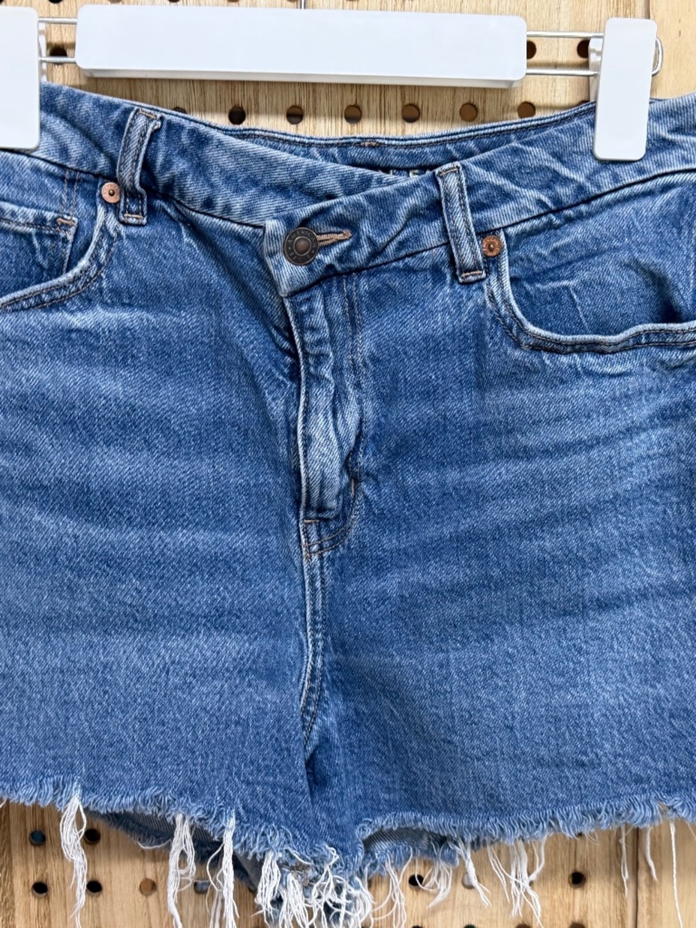 American Eagle Curvy Mom Denim Shorts Frayed Hem Size 8